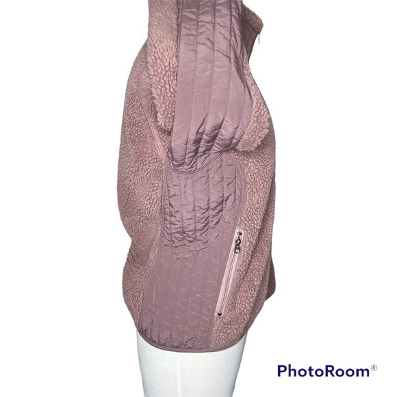 Patagonia zip front mauve Sherpa jacket size medium women’s - Picture 3 of 4